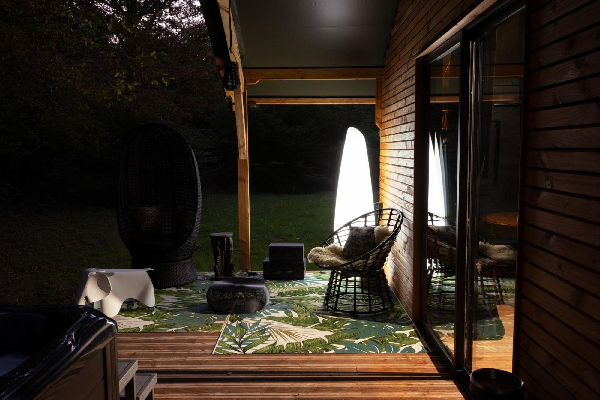 L Ost In Sensations -Hebergements Insolites Et Suites De Luxe Spa Sauna Piscine Foret Marcenais Dış mekan fotoğraf
